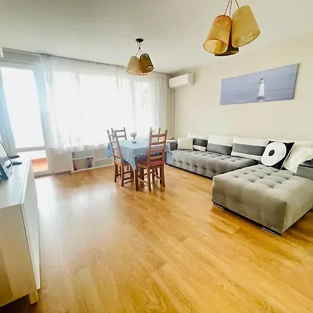 Sea Garden Paradise Apartment Varna