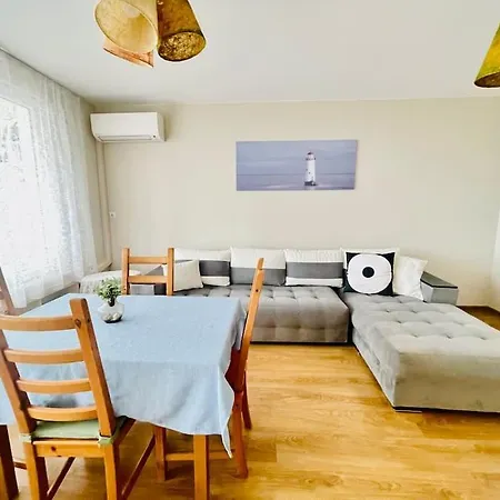 Apartment Sea Garden Paradise
